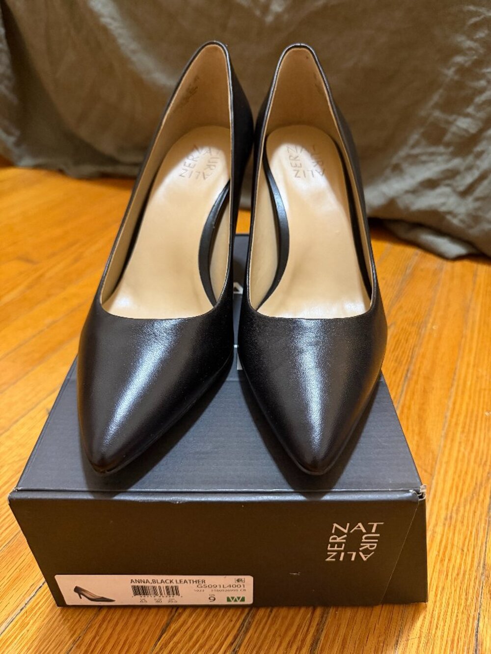Naturalizer Anna Pump